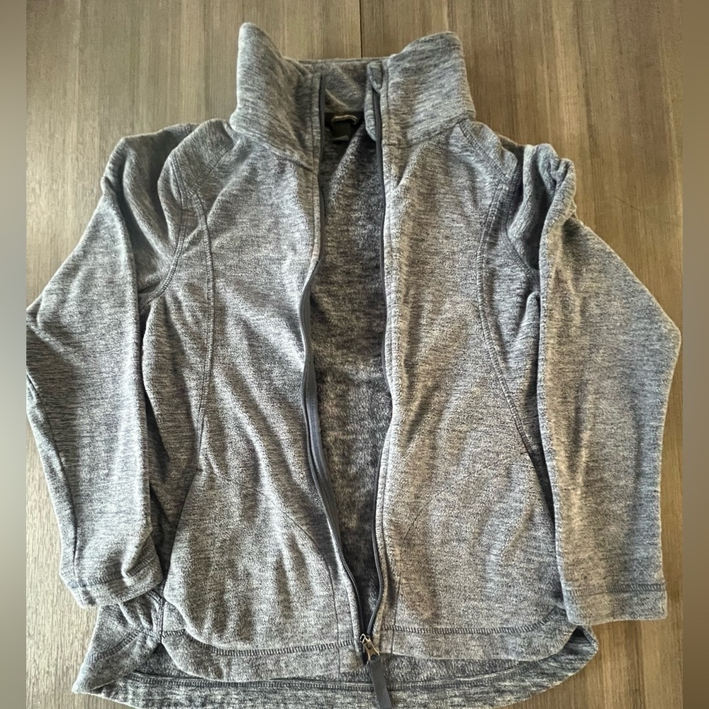 Eddie Bauer Women’s Gray Soft full zipper sweater jacket w/ pockets Small - Picture 3 of 11
